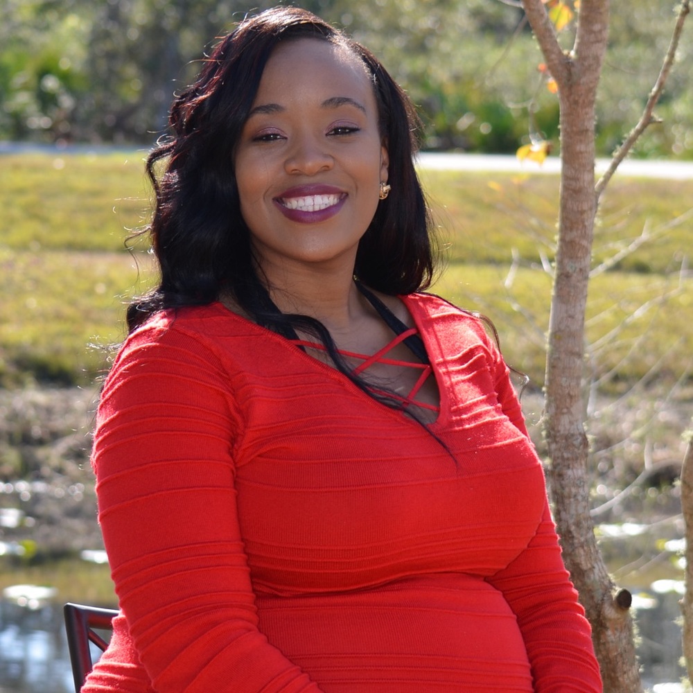 Meet your Posher, Nora